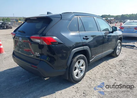 2019 Toyota Rav4 Xle from USA, damaged, VIN 2T3RWRFVXKW032921